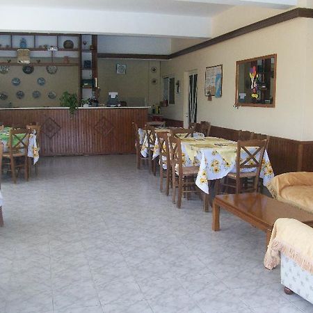 Varelis Archangelos  Buitenkant foto