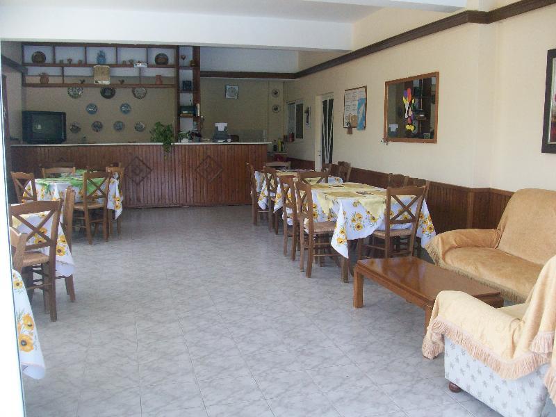 Varelis Archangelos  Buitenkant foto